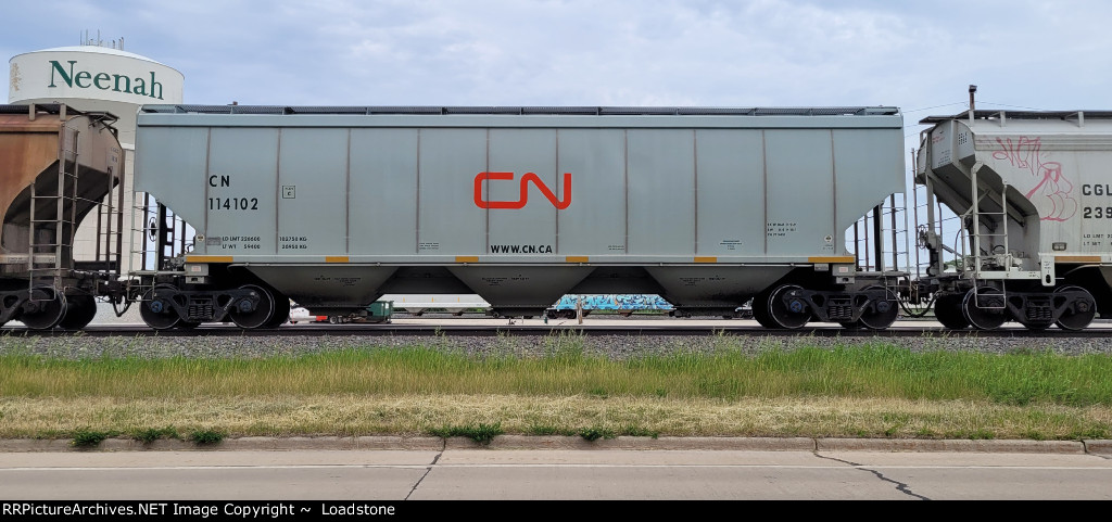 CN 114102